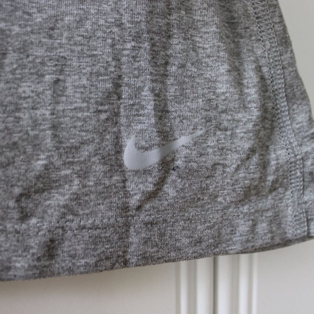 NIKE Dri-Fit Racerback Tank Top Gray Workout Athletic Sports Top Size Small - Picture 6 of 6